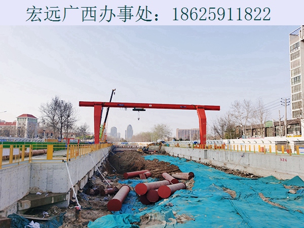 35T全包箱龙门吊