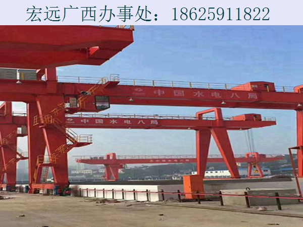 双梁全包箱龙门吊